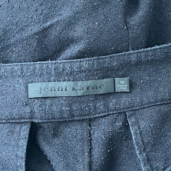 JENNI KAYNE | Bestselling Raw Silk Pleated High Waisted Short in Black | Size 12 - Picture 10 of 12